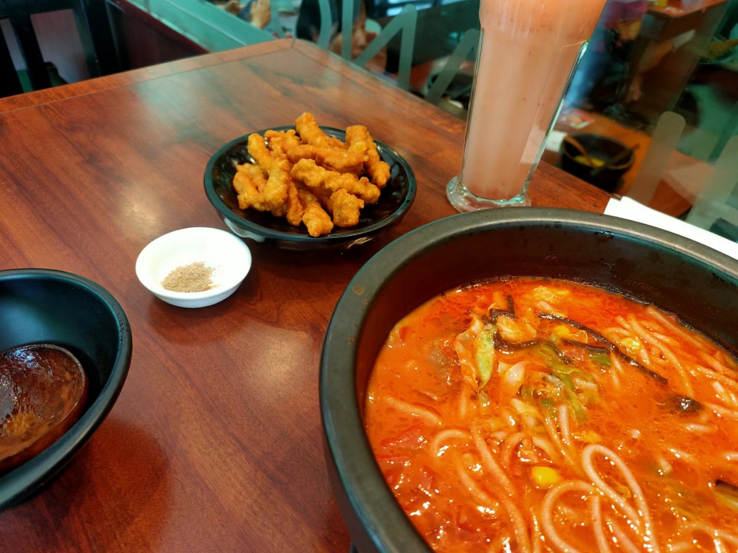 世間唯有愛與美食不可辜負