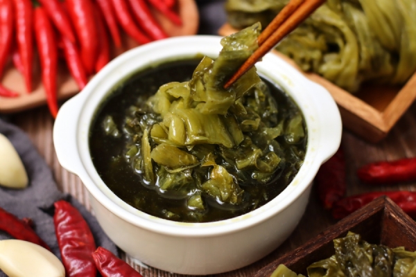 德食品原味操作視頻-濟(jì)寧康德食品口味穩(wěn)定，快速出餐，省錢省力，一料多用，適合米線、麻辣燙、酸菜魚、粉面、火鍋、烤魚等各式餐飲！產(chǎn)品咨詢熱線：0537-3630366